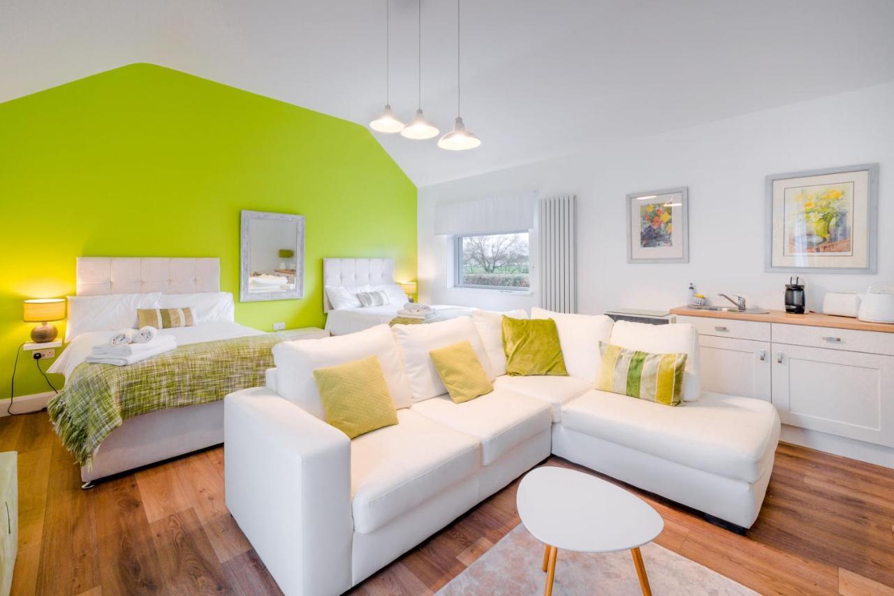 לימוואדי Willow House Bed & Breakfast And Orchard Studios Self Catering מראה חיצוני תמונה