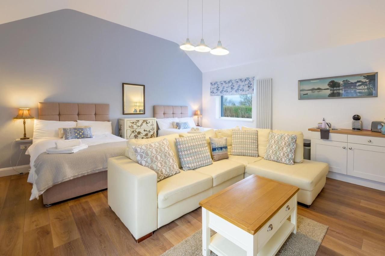 לימוואדי Willow House Bed & Breakfast And Orchard Studios Self Catering מראה חיצוני תמונה